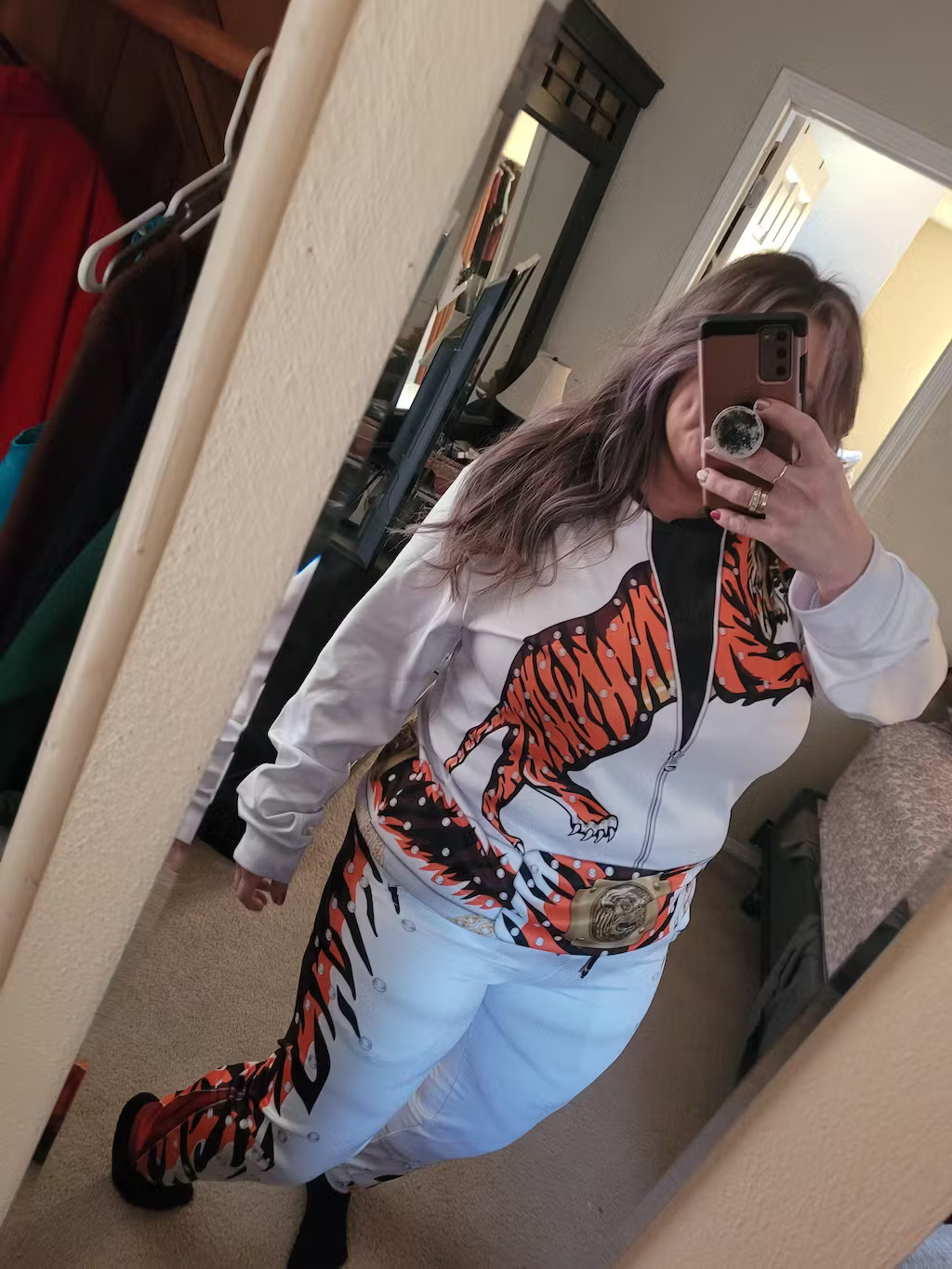 Click to view full screen 9Heritages Elvis Presley Tiger Costume Hoodie Sweatshirt T-Shirt Sweatpants photo review