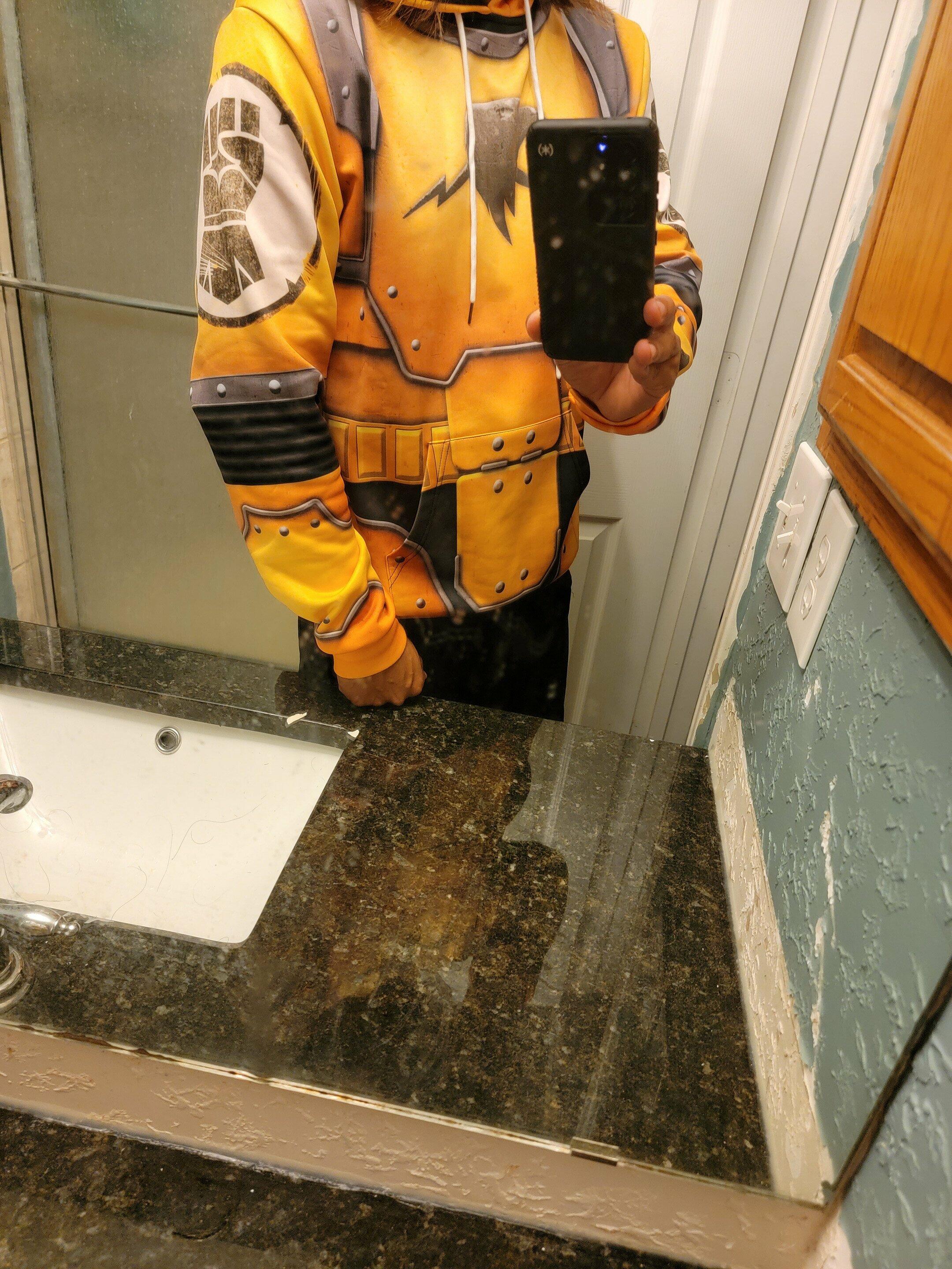 Click to view full screen 9Heritages IMPERIAL FISTS in Mark III Power Armor Costume Hoodie Sweatshirt T-Shirt photo review